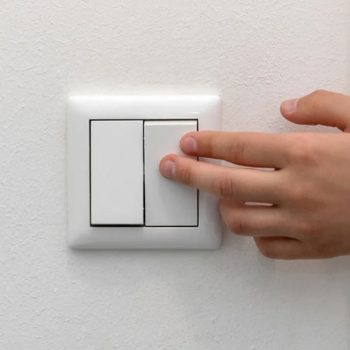 Kapcsolók és dugaljak